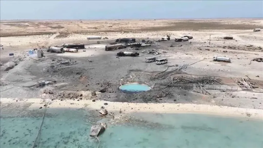 مع بدء تعبئة الصهاريج  انفجار يهز ميناء رأس عيسى ويكشف المخاطر